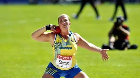 Helena Engman, Riviera Friidrott, känner sig stark och är redo för tisdagens kulkval i Europamästerskapen i Barcelona. Samtidigt berättar hon att OS i London 2012 är det stora målet.