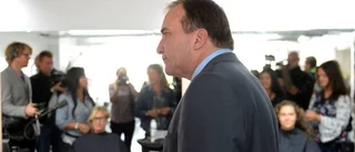 Löfven beskattar jobb och bygger ut bidrag