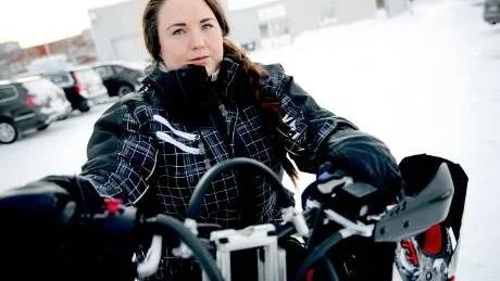 KRITISK. Skoterföraren Malin Isaksson är kritisk till Transportstyrelsens brist på information.