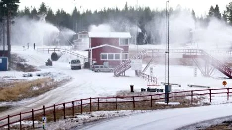 Inget mer regn, däremot kyla. Det är vad Piteå Skidallians efterlyser inför cuppremiären på Lindbäcksstadion den 8-9 december. (Arkivbild)