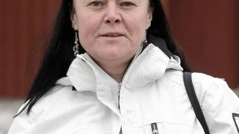 Som före detta EU-parlamentariker har Hélène Goudin en ettårig inkomstgaranti om 43 600 kronor i månaden. Javisst är den en hög månadslön, medger Goudin, som förbereder sig som bäst för att starta eget företag. Inkomstgarantin upphör i sommar.