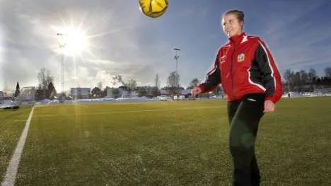 Stina Grahn och övriga tjejer i Norrbottens länslag spelar i morgon semifinal mot Stockholm i Cup Kommunal.