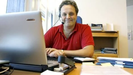 Rikard Fahlman är förundrad över den senaste statistiken över bostadspriserna i Norrbotten från Mäklarstatistik, ett samarbetsprojekt mellan Fastighetsbyrån (Swedbank), Svensk Fastighetsförmedling och Mäklarsamfundet.