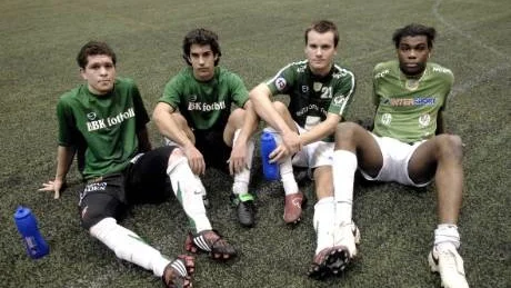 INGEN SUCCÈ. Bodens BK testade, från vänster, Mattias Millinchuk, Luciano Fernandez, Torkild Nilsen och Giles Ondo under veckan. Men efter att laget spelat en träningsmatch kunde tre av spelarna avskrivas som aktuella inför nästa säsong. Endast norrmannen Nilsen höll måttet.Foto: ROLAND S LUNDSTRÖM