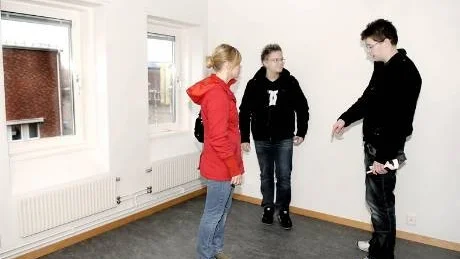 BOENDE PÅ CAMPUS. Felicia Granberg, Alexander Johansson och Kristoffer Åström, Piteå, funderar på att söka någon av LTU:s utbildningar efter gymnasiet. Båda grabbarna kan tänka sig att hyra boende på campusområdet. Felicia Granberg föredrar att pendla.
