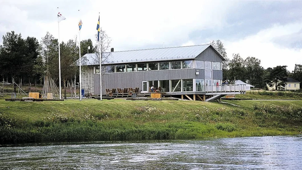 Restaurangbyggnad. På måndag avgörs frågan om Kattilakoskibyggnaden i kommunfullmäktige.