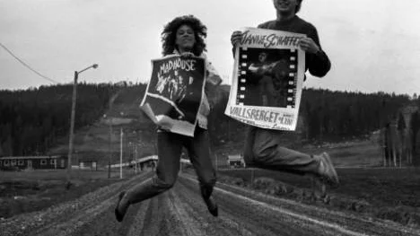 Den här bilden fanns införd i PT den 18 maj 1983 och visar 19-åriga Carina Viklund, då med efternamnet Johansson, samt 24-åriga Frank Häll som fanns med i Ripp Rocks organisation