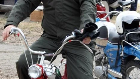 "Det är en väldigt trevlig form när alla är med", säger Ronny Eriksson om upplägget i packmopedsturnén. (Arkivbild)