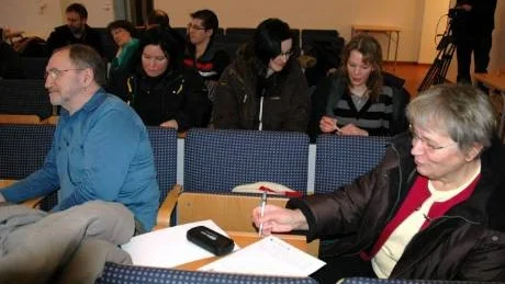 VISIONÄRER. I helgen inbjöds tätortsinnevånarna till samtal om framtiden. Olle och MajBritt Lövgren, samt Katarina Lundgren, Linda Rönntoft och Annika Hagstedt enades om att ett större ridcentrum skulle göra G´ällivare till en attraktiv ort om 25 år, som var work shop-uppgiften.