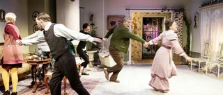 Recension: Släktsaga bevisar teaterns styrka