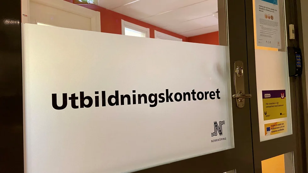 Utbildningskontoret har fått i uppdrag att analysera ekonomin, vilket ska leda fram till förslag på åtgärder för att långsiktigt säkra en ekonomi i balans.