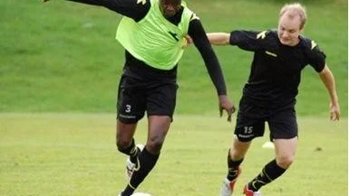 KLAR. Under dagen landar David Simbo i Norrbotten. Foto: Sierraexpressmedia