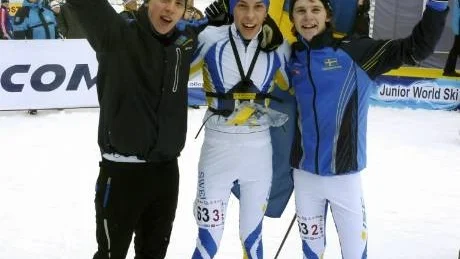 Guld. På stafetten kom till slut den efterlängtade medaljen. Markus Lundholm, Jonas Larsson och Joar Svartholm förde Sverige till guld. Foto: Kjell Sandström