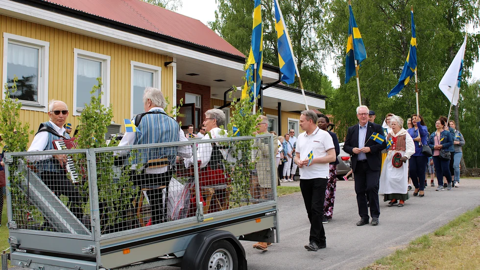 När firandet av nationaldagen den 6 juni återupptogs efter att ha ställts in två år i rad på grund av pandemin, kunde kommunen inleda turnén till de mindre orterna genom att fira dagen i Frödinge 2022. I år sker firandet i Brunnsparken i Södra Vi.