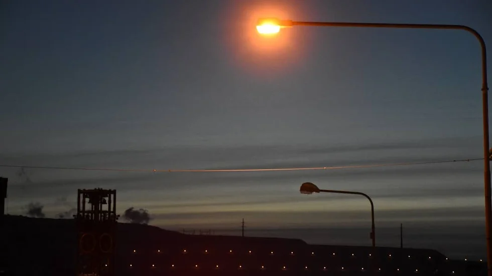 SABOTAGE. Gatubeslysningen i centrala Kiruna råkade ut för skadegörelse under helgen.