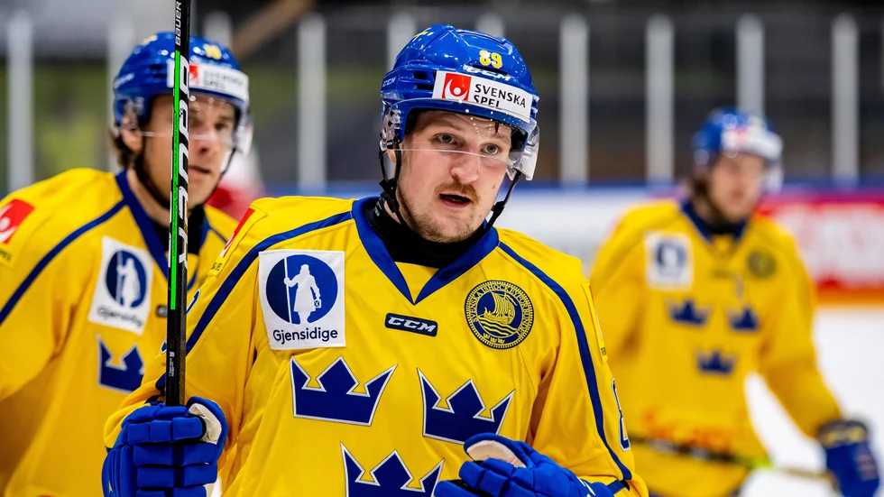 Patrik Karlkvist gjorde mål och assisterade till ett annat i sin Tre Kronorsdebut.