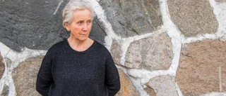 ”Varje uppslag i Eva Lindströms böcker är som ett konstverk att reflektera över”