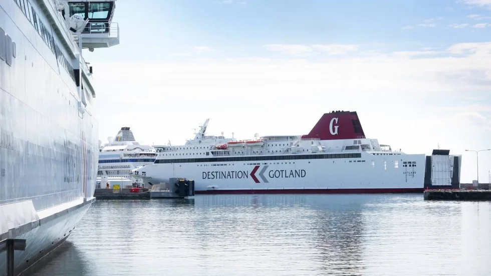 ”Skyll inte på oss som är permanent bosatta på Gotland”, skriver insändaren. 