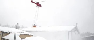 Unik snöröjning med helikopter