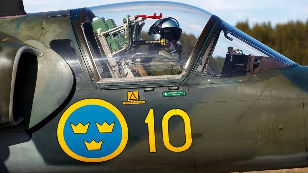 En division av blivande stridspiloter i flygplansmodellen SK 60 kommer att agera fiende i luftförsvarsövningen. Planen kommer att utgå från Visby flygplats.