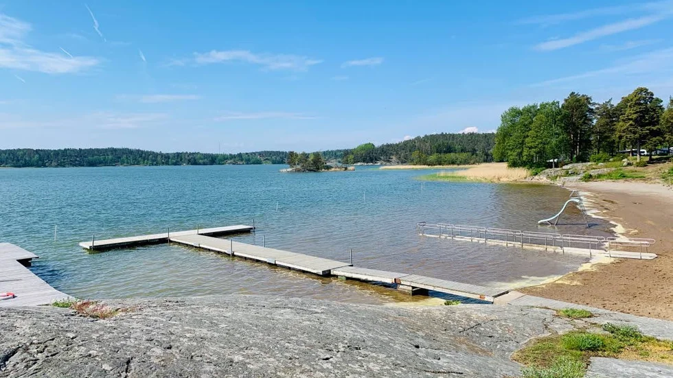 Arbetsmiljöverket kräver att Trosa Havsbad åtgärdar flera brister i sin arbetsmiljö.