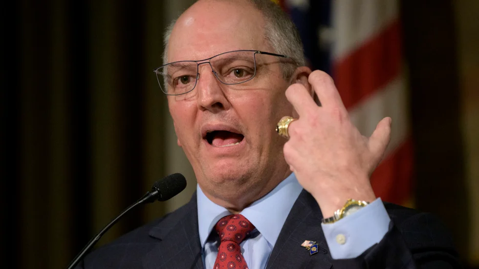 Louisianas demokratiske guvernör John Bel Edwards vill se strängare abortlagar, men lagförslaget i delstaten som likställde abort med mord eller dråp gick för långt, anser han. Arkivbild.
