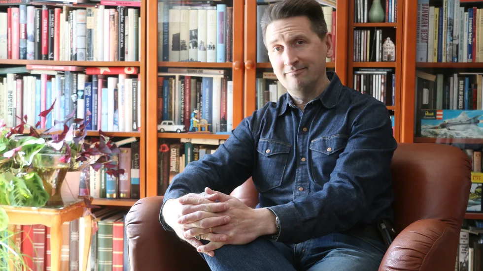 Militärhistorikern och författaren Lars Gyllenhaal, Rosvik är aktuell med boken "Svenska flygare mot Hitler. Frivilliga i Royal Air Force 1939-45" som han skrivit tillsammans med  Lennart Westberg.