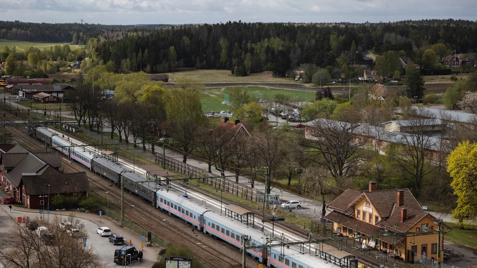 Pendlare kan vänta sig vissa förseningar med tågen på fredagsmorgonen.