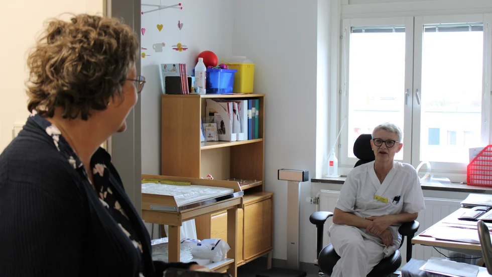 "Jag vet inte hur många möten jag har varit på", säger Lena Liljeqvist Steiring som minns hur diskussionerna om en familjecentral började redan i mars 1997, för 25 år sedan.