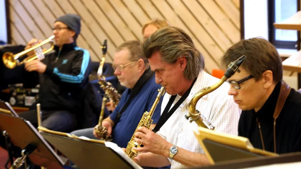 Gubbigt. Gotlandsmusiken har fått statliga pengar för att öka jämställdheten i storbandsjazzen. I Visby storband spelar bara män idag.