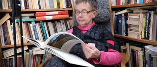 Hon vill att pensionärer bjuds in i skolan