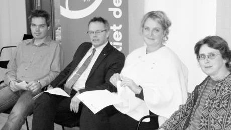 Den rödgröna regionledningen med Stefaan De Maecker (MP), Åke Svensson och Hanna Westerén (S) och Brittis Benzler (V) har nu sin största utmaning att klara ekonomin i regionen.