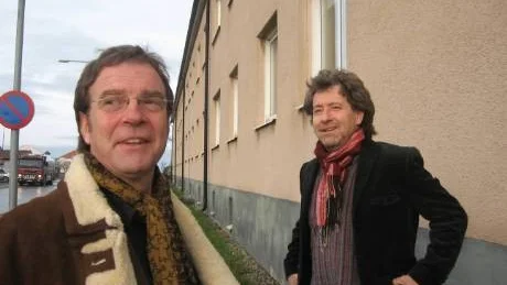 Det stora folkhemsexperimentet, "Barnrikehuset" på Brömsebroväg 7-9 i Visby som i dag ägs av Göran Örtbrandt, kommer att få en central roll i nästa bok om Visby utanför murarna, tror de båda författarna Lars Bäckman och Fredrik Blomgren.