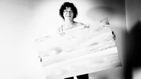 Harriet Cederqvist. Ställer ut fotokonst på Skansen i Herrvik mellan den 30 juli och 6 augusti. I Stockholm kommer hennes bilder att finnas permanent från september, då Restaurang Gotland öppnar Gute lounge på Brunnsgatan.Foto: Joel Nilsson