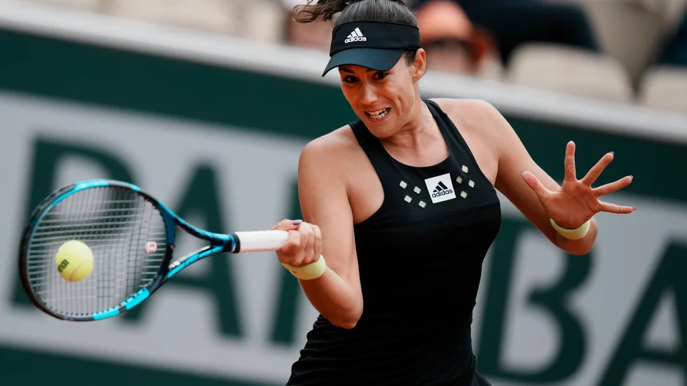 Garbiñe Muguruza slogs ut av Kaia Kanepi.