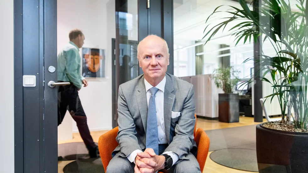 "Oseriösa aktörer har kunnat sko sig på pensionsspararnas bekostnad. De mest uppmärksammade bedrägerierna är Allra- och Falconaffärerna, men det finns många fler", skriver Daniel Barr, generaldirektör på Pensionsmyndigheten.