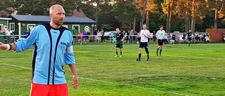 Levide stärkte sin serieledning och När tog sig upp som trea i division 4