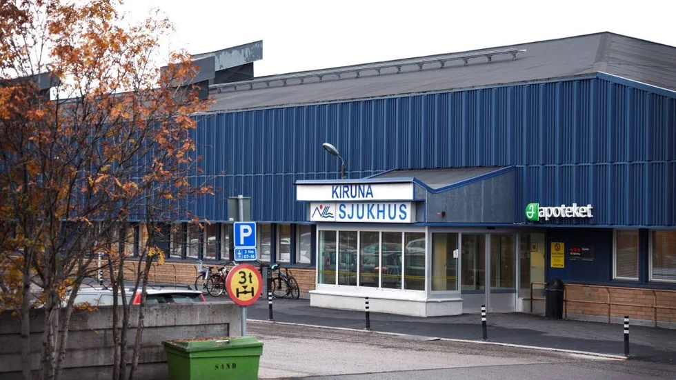 Telefonkaos. Det är svårt att komma fram till Kiruna hälsocentral på grund av personalbrist. Maria Stoltz ringde i en hel vecka utan att få någon tid att bli uppringd på.