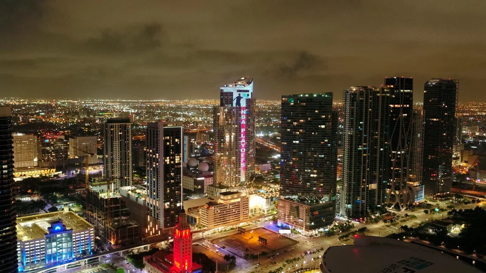 FTX Arena i Miami. Den kraschade kryptobörsen sponsrade NBA-laget Miami Heat. Nu utreds FTX av amerikanska myndigheter. Arkivbild.