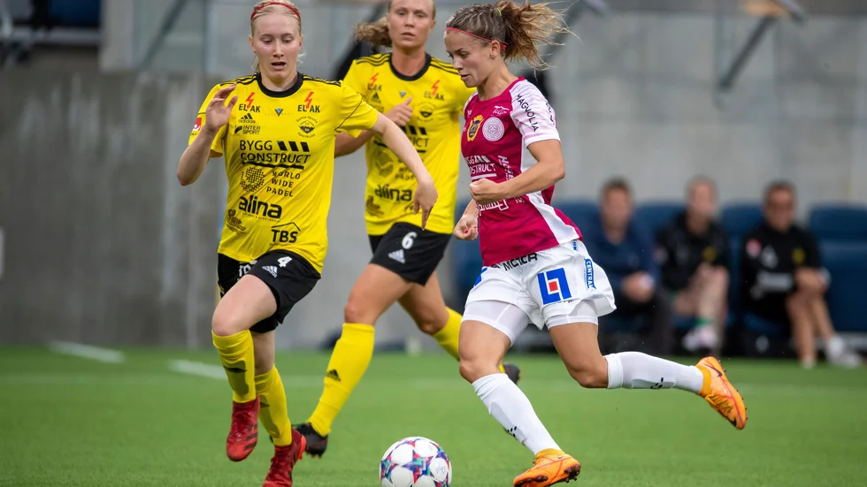 Clara Lindvall i derbyt mot Uppsala. 