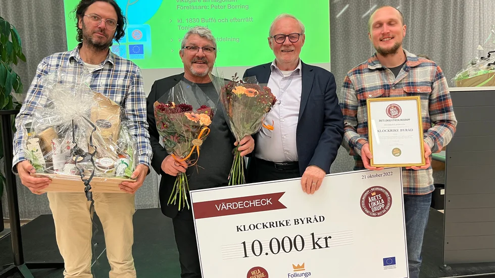 Axel Lindén, Bobby Gomez, Lars-Göran Svensson och David Wetterbro från Klockrike byråd tog emot priset på Landsbygdsgalan. 