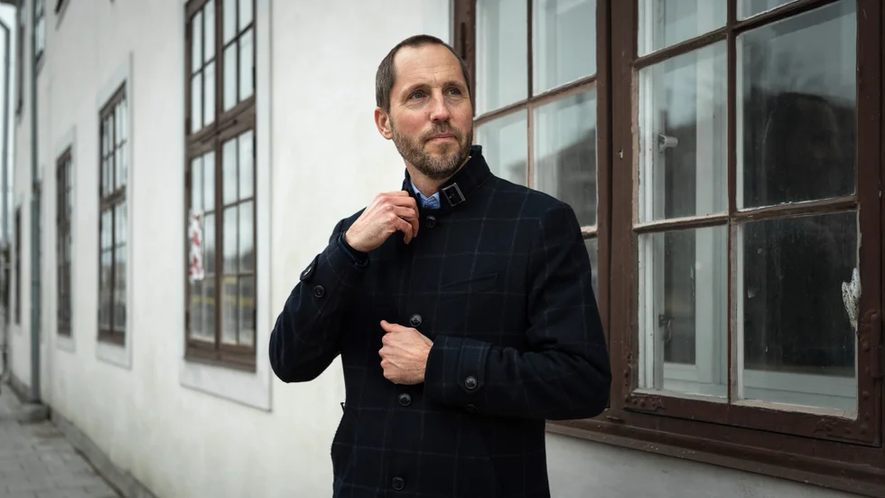 Nyrekryteringen till de kriminella gängen måste brytas, skriver Erik Pelling.