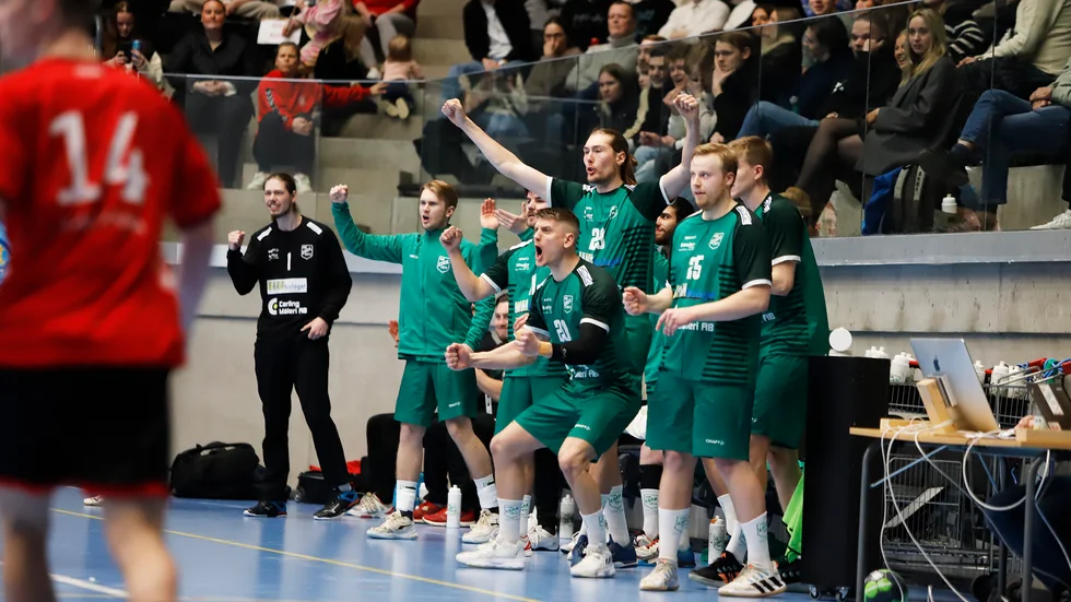 Albin Ahlin, med tröja nummer 25, hade en stor kväll och gjorde 13 mål när hans Eskil slog Skogås och tog sig vidare i kvalet mot ettan. Arkivbild