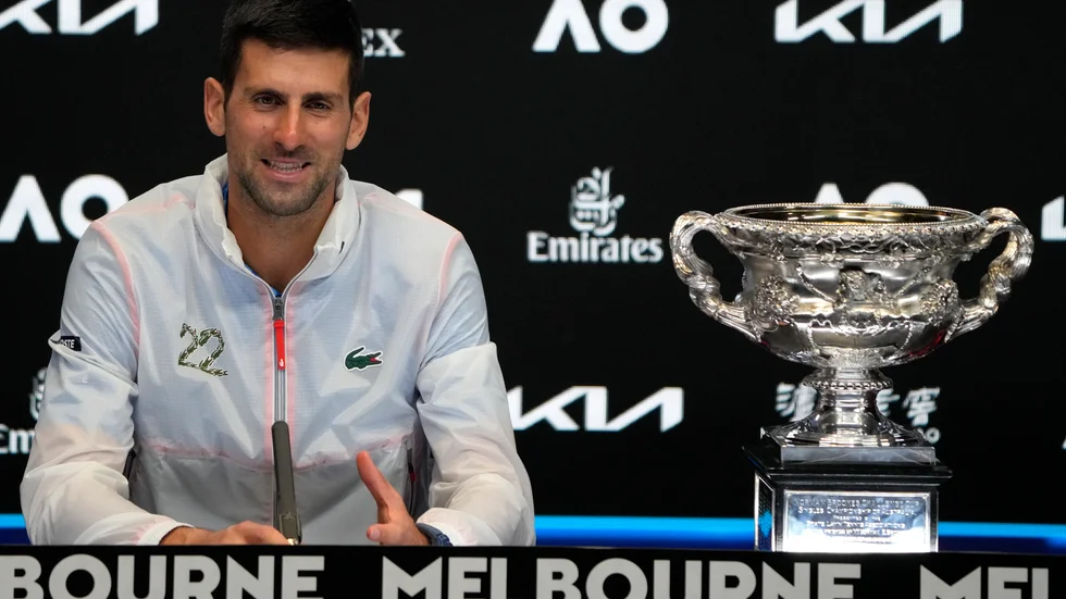 Novak Djokovic spelade Australien Open-finalen skadad.