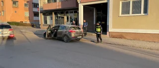 Bilister får inte parkera utanför hans butik – Georges kritiserar kommunen: "De skulle återkomma för två år sedan"