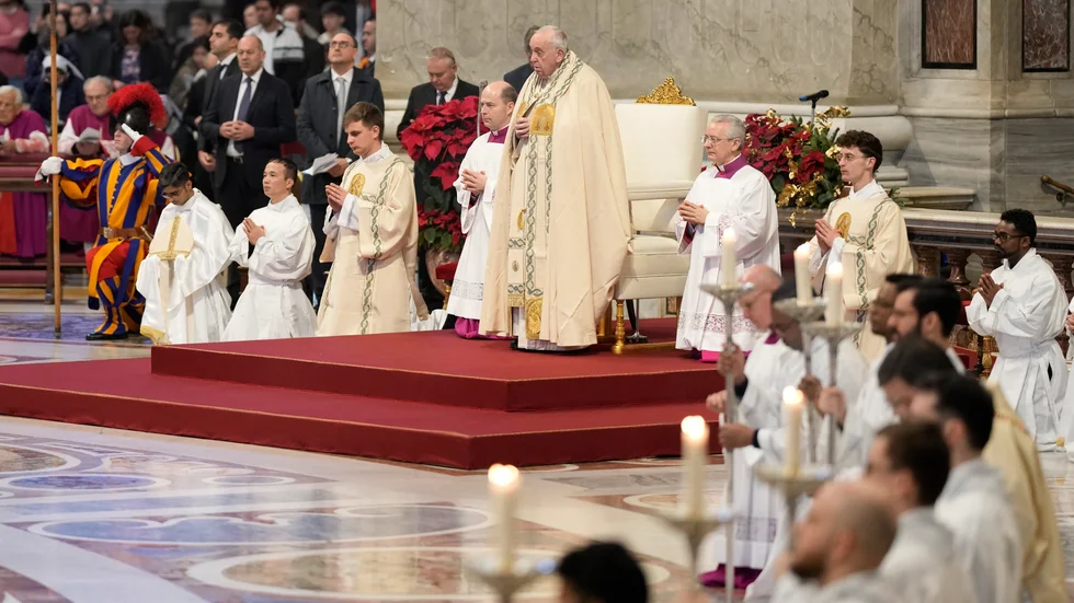 Påve Franciskus i Peterskyrkan.