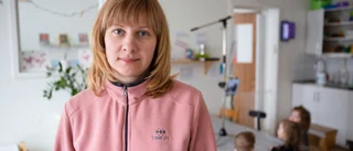 Svitlana var optiker – nu är hon barnskötare