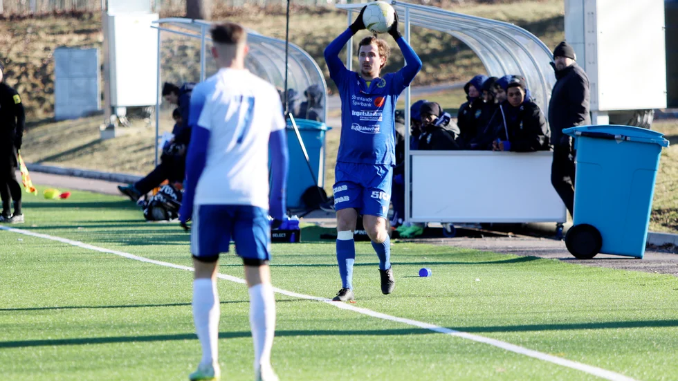 Fabian Falk gjorde segermålet på tilläggstid i premiären mot Karlskoga - och gör förstås gärna om det i returmötet, vårens sista omgång i trean. 