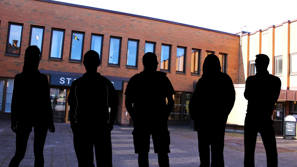Den person som Vimmerby Tidning granskat är inte ensam om att ha ett stort antal uppdrag som god man i kommunen, men kommunjuristen peter Olsson menar att det inte är något kontigt med gode män som har många ärenden. "Vi anlitar fler sådana personer och de är otroligt duktiga, många har en relevant profession bakom sig och det intressanta är hur de fullgör sina uppdrag snarare än siffran som visar hur många uppdrag de har", säger han.