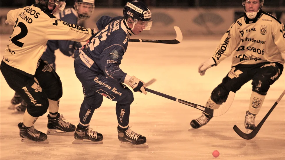 IFK Motala mot Vetlanda BK i bandyns elitserie.
